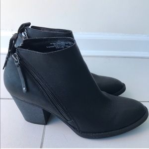 DOLCE VITA ANKLE BOOT SIZE 11 ROUND TOE BLOCK HEEL